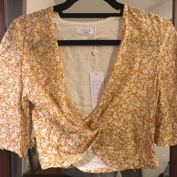 NWT Sage the Label Wild Honey Floral Print Twist-Front Top - Picture 3 of 4